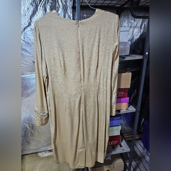 Long Sleeve dress/tunic with leopard print design - Picture 6 of 6